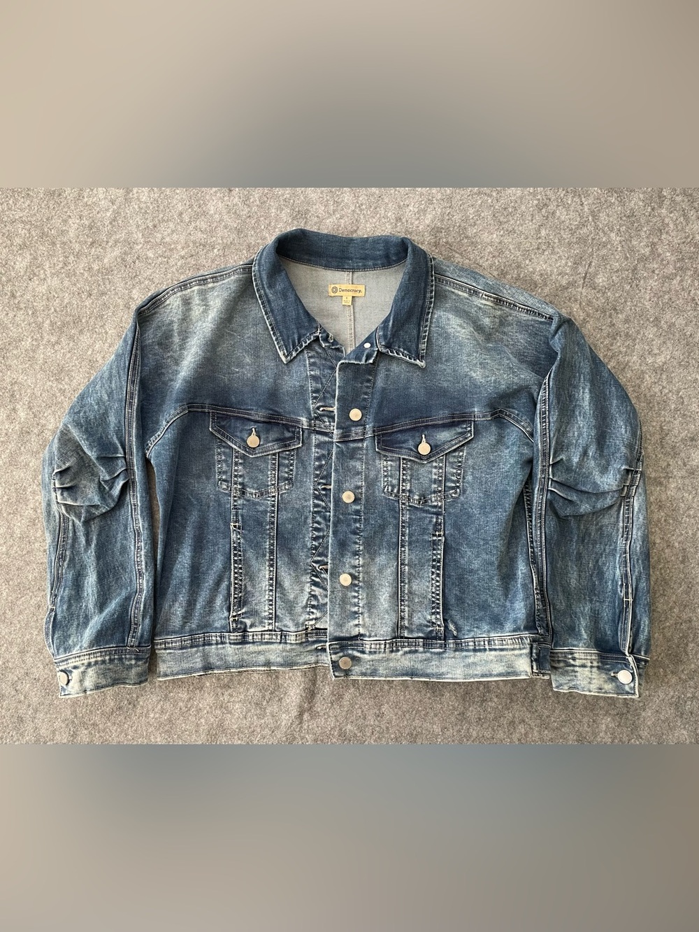 Democracy Denim Trucker Jacket Womens Size L Blue Stretch Distressed Faded